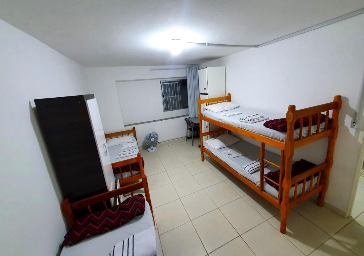 Hostel Airport Rooms Diadema Екстериор снимка
